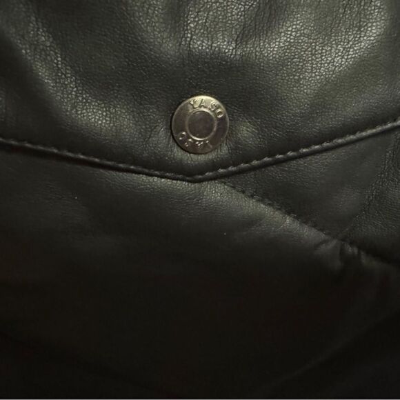 Yaso Black Faux Leather Puffer Vest Size Large - Picture 11 of 15